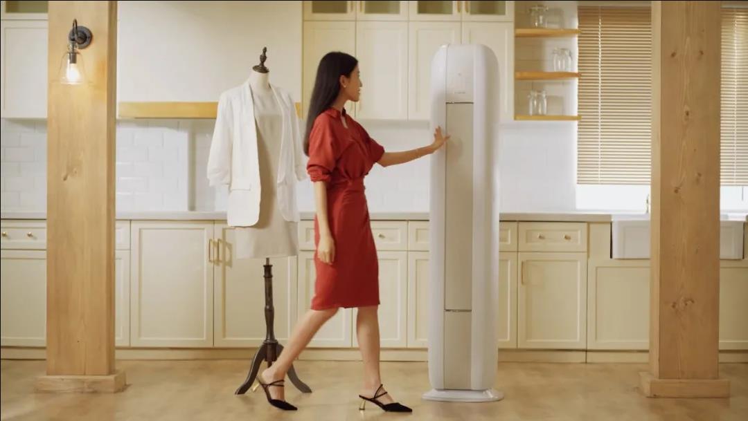 时光绘分体空调陪伴服装设计师创作