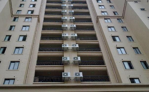 如果是复式的楼房安装格力家用中央空调要装几台外机